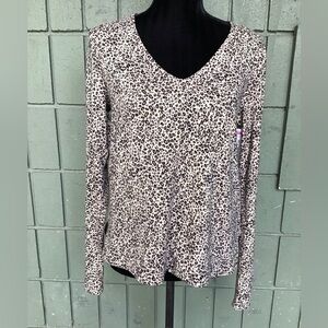 NWT- Beautiful Long sleeved shirt, size S, from Sanctuary.